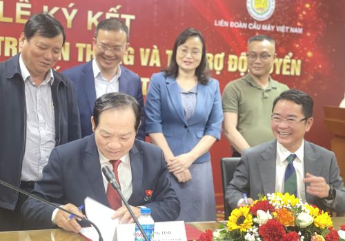 Báo Pháp luật Việt Nam ký Ghi nhớ thỏa thuận hợp tác truyền thông và tài trợ với Liên đoàn Cầu mây Việt Nam